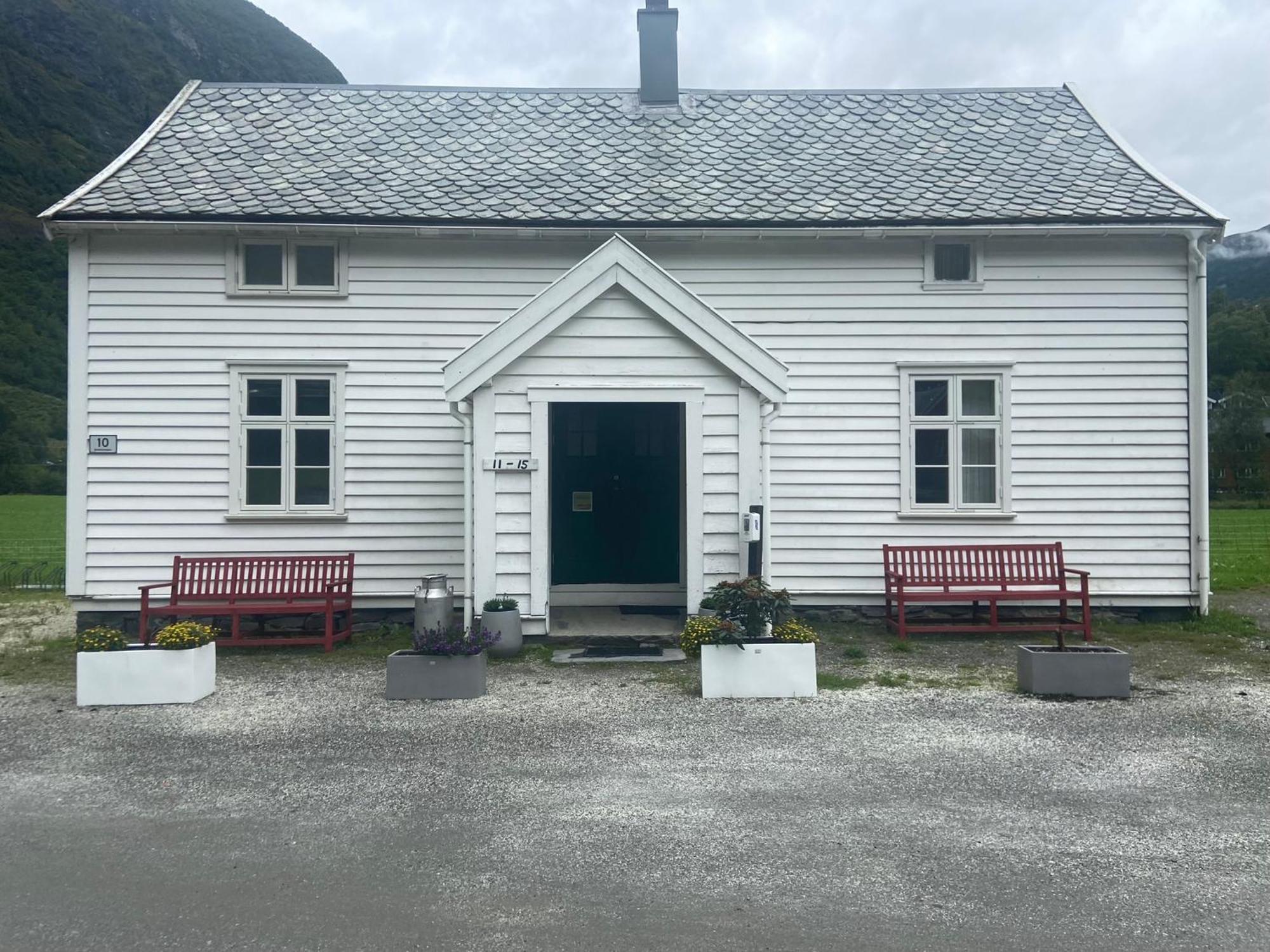 Brekke Gard Hostel Flam Exterior photo