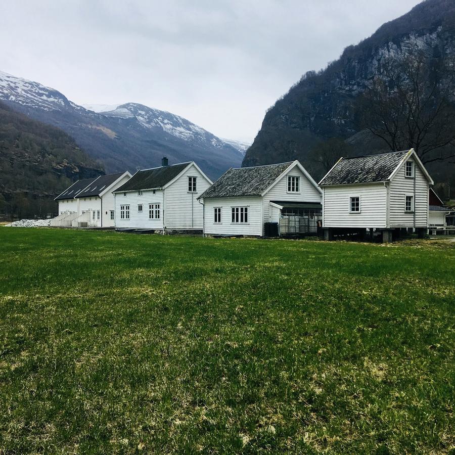 Brekke Gard Hostel Flam Exterior photo