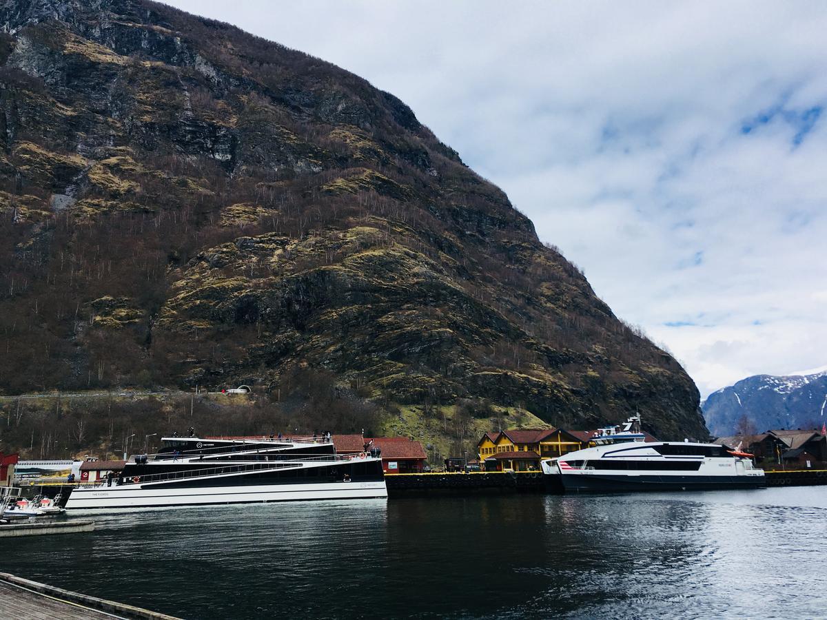 Brekke Gard Hostel Flam Exterior photo